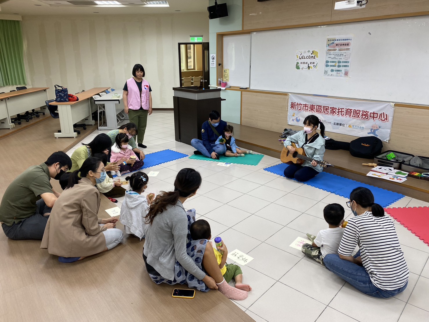 10月21日 親子音樂遊戲(標題圖檔)